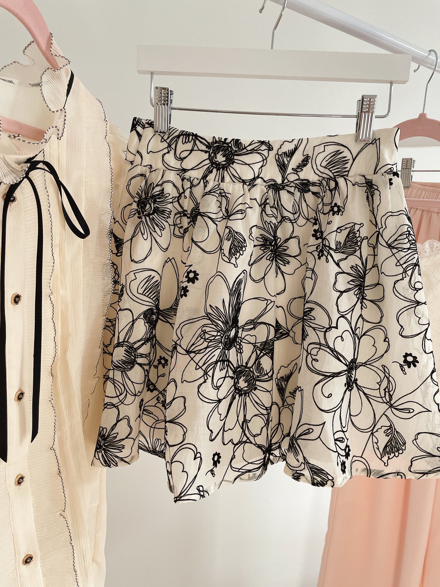 Line Art Floral Skort