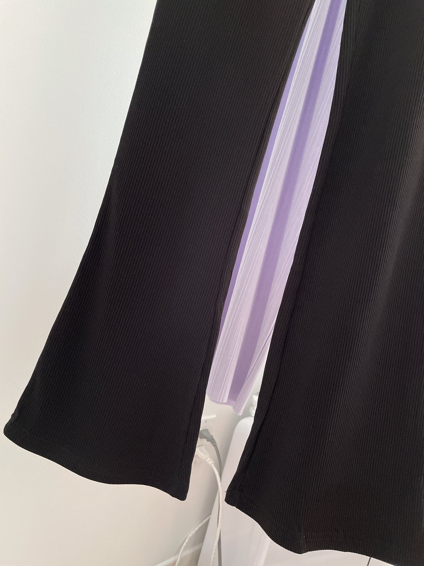 Relaxed Ribbed Flare Pants
