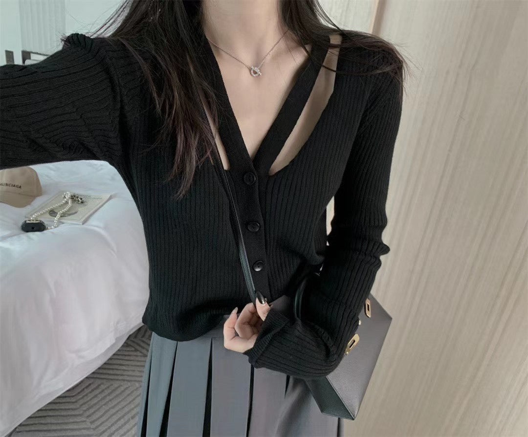 Halter-neck Soft Knit Top