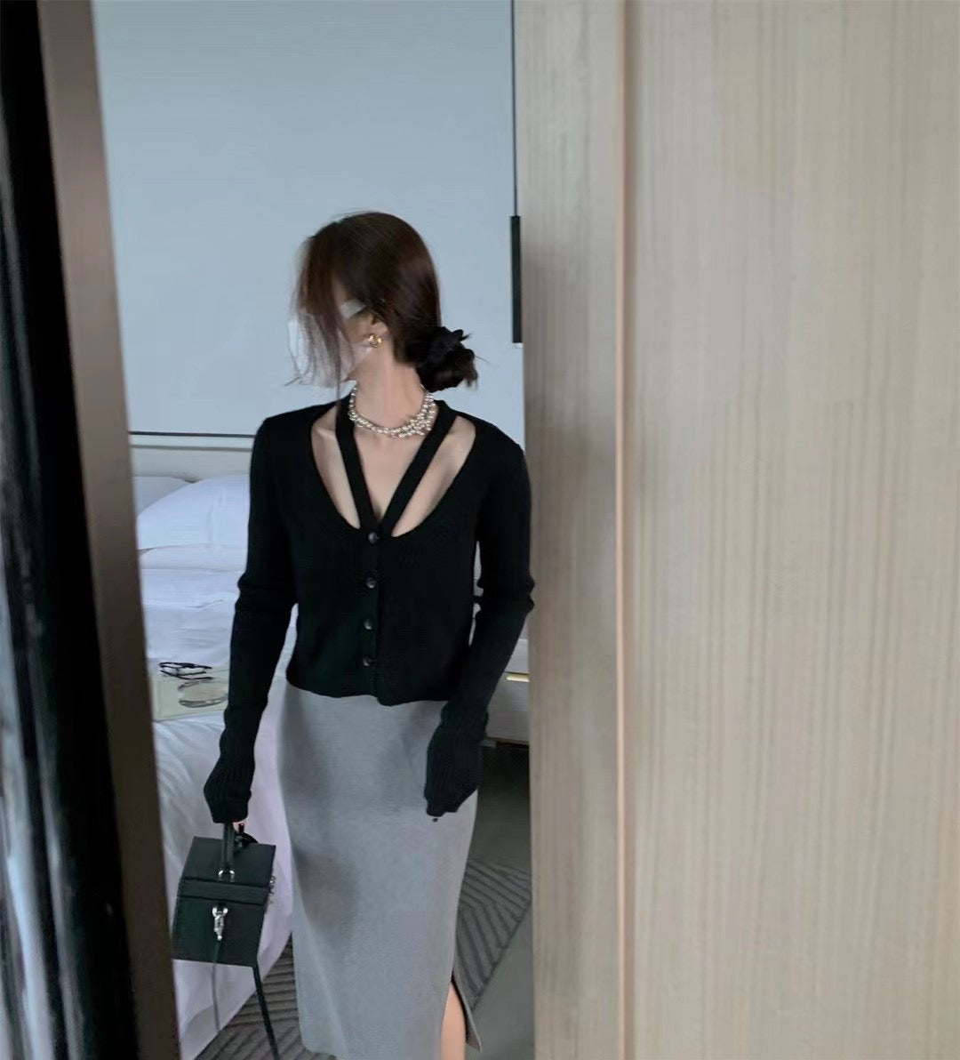 Halter-neck Soft Knit Top