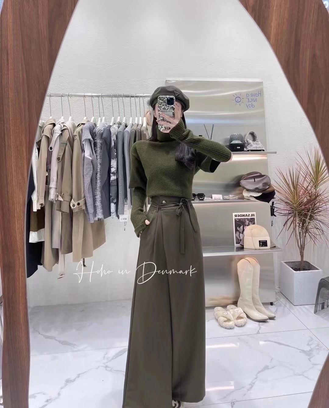 Turtleneck Sweater with Sleeves Set