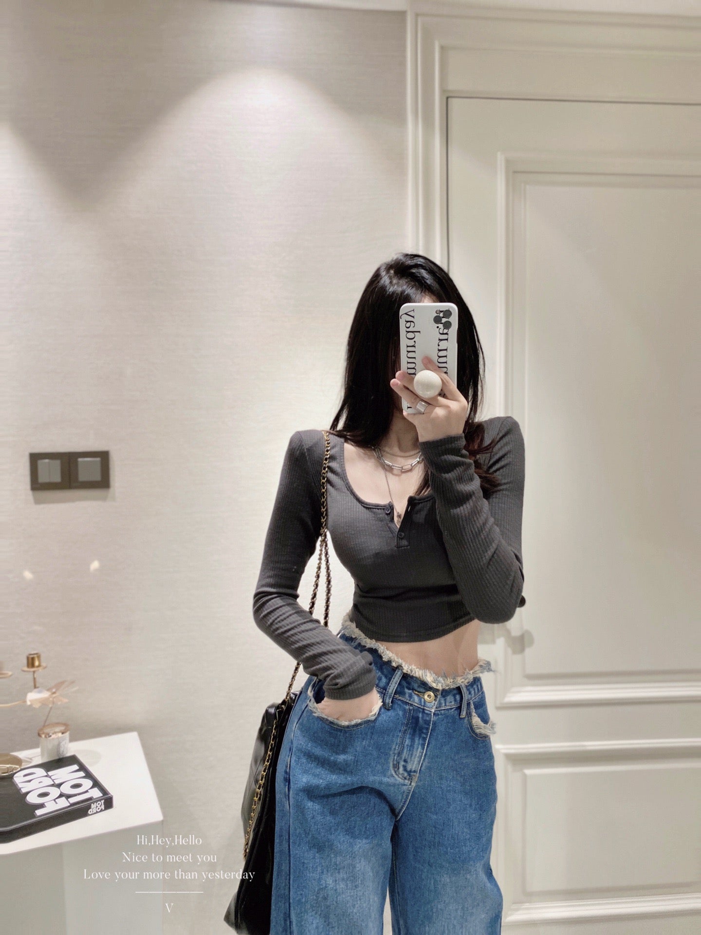 Cropped Tee With Pads