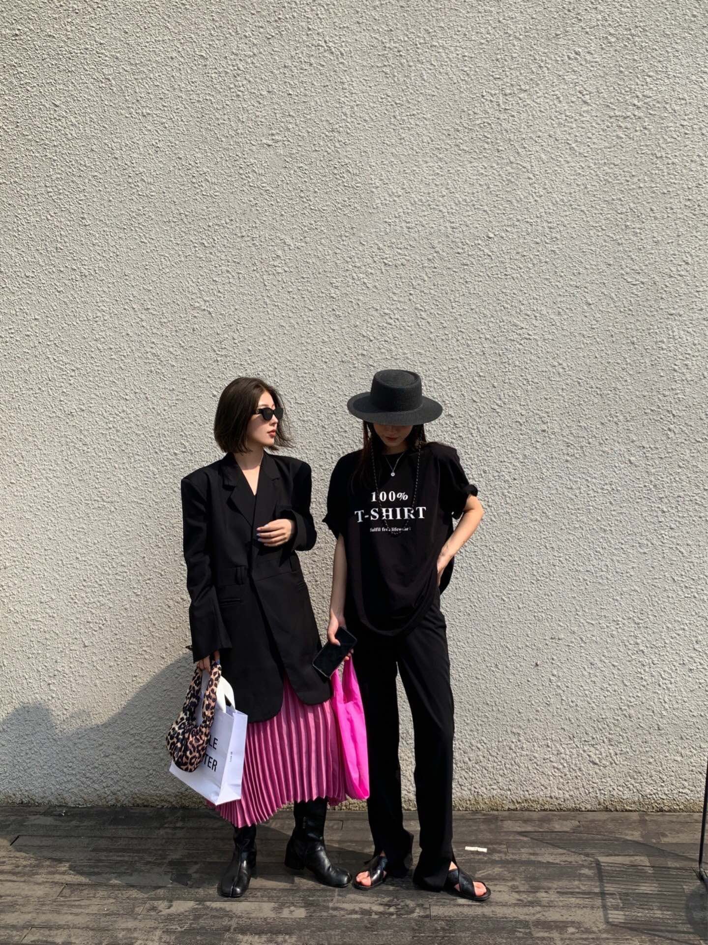100% T-shirt