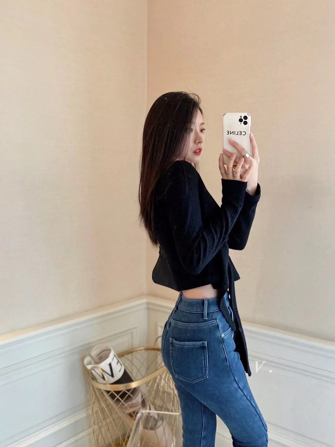 V-neck Tie Ribbed Knit Top