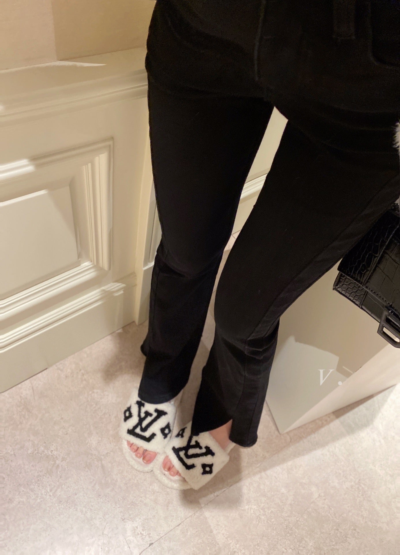 Split Flare Jeans