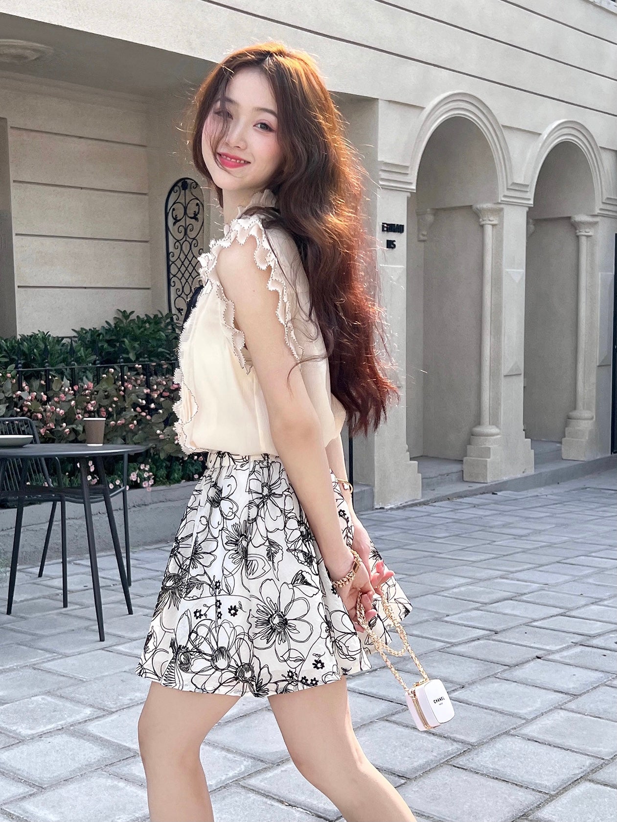Line Art Floral Skort