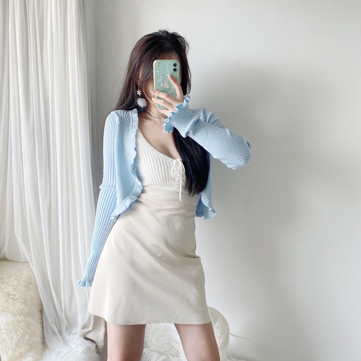 Ribbed Knit Short Cardigan