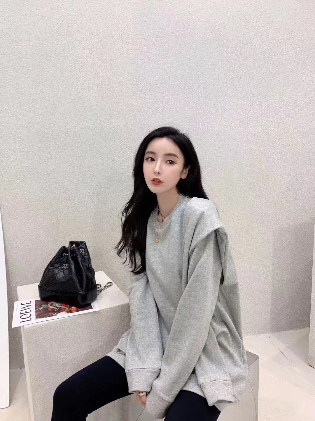 Tie Ribbon Sweatshirt