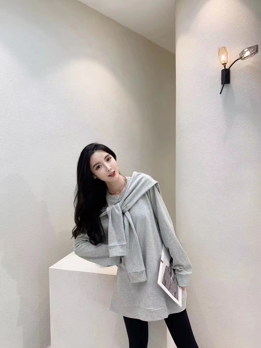 Tie Ribbon Sweatshirt