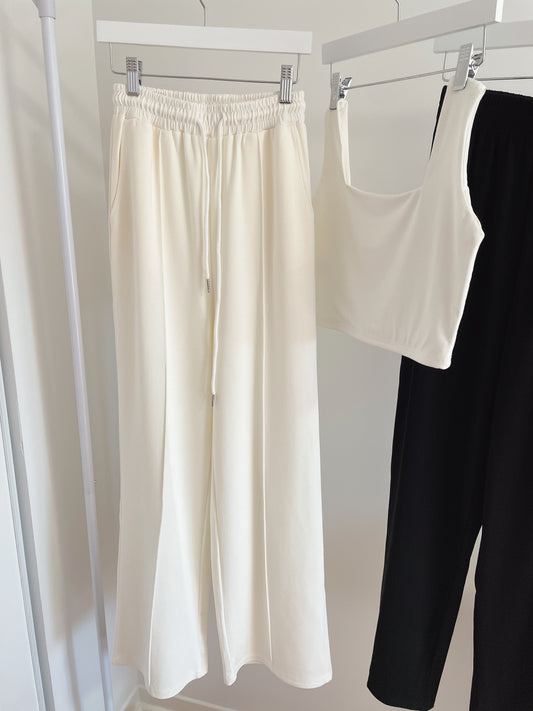 Relaxed Comfortable Wide Legs Pants