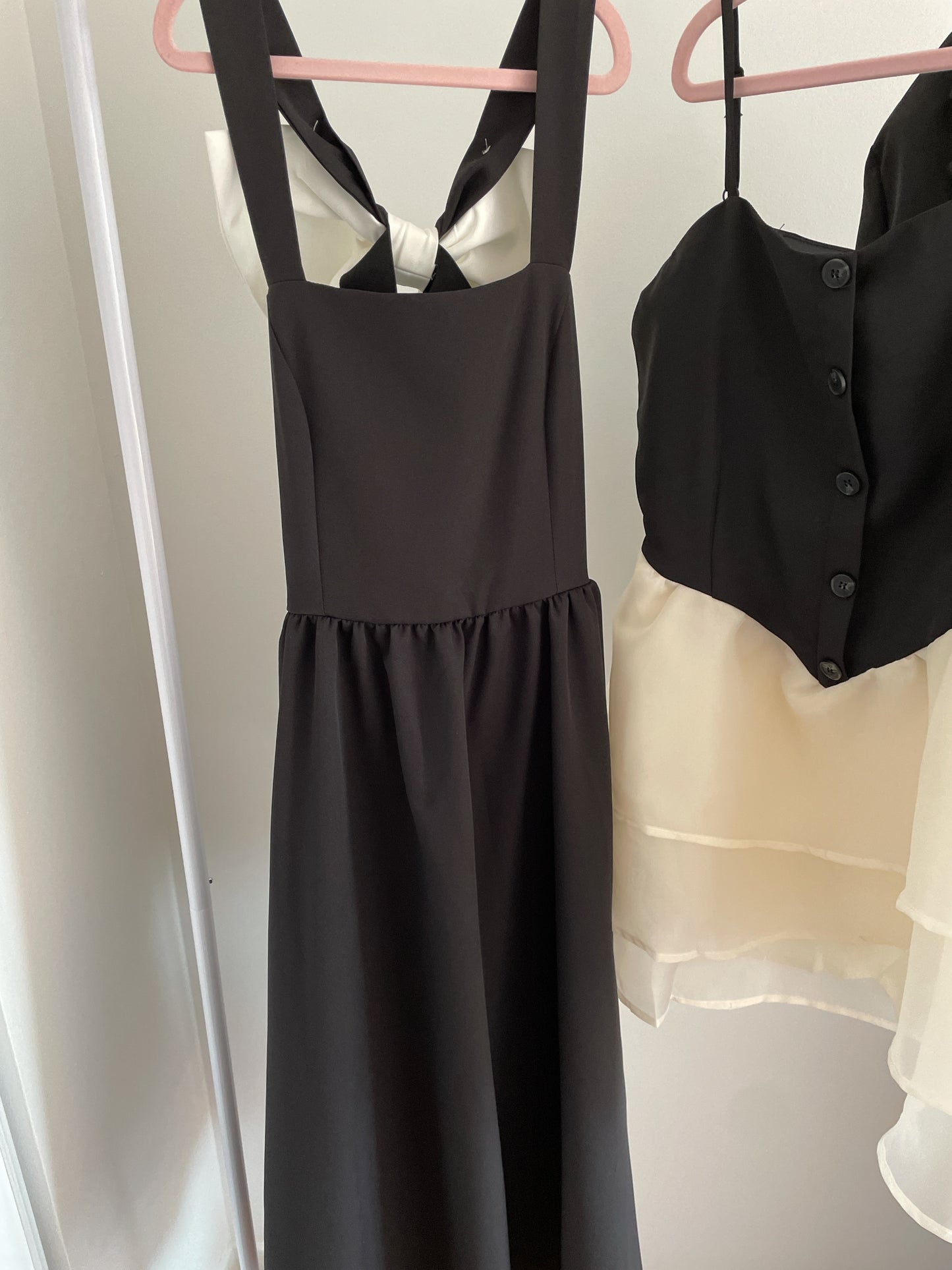 Back Large Ribbon Midi Dress