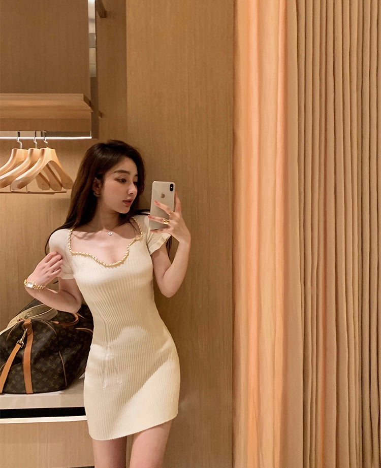 Chains V-Neck Knit Dress