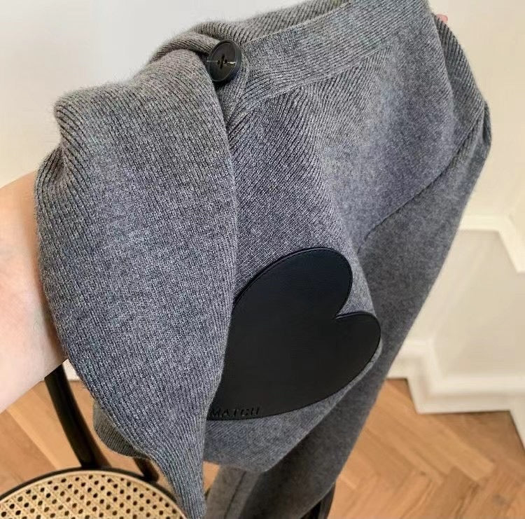 Big Leather heart Knit Cardigan
