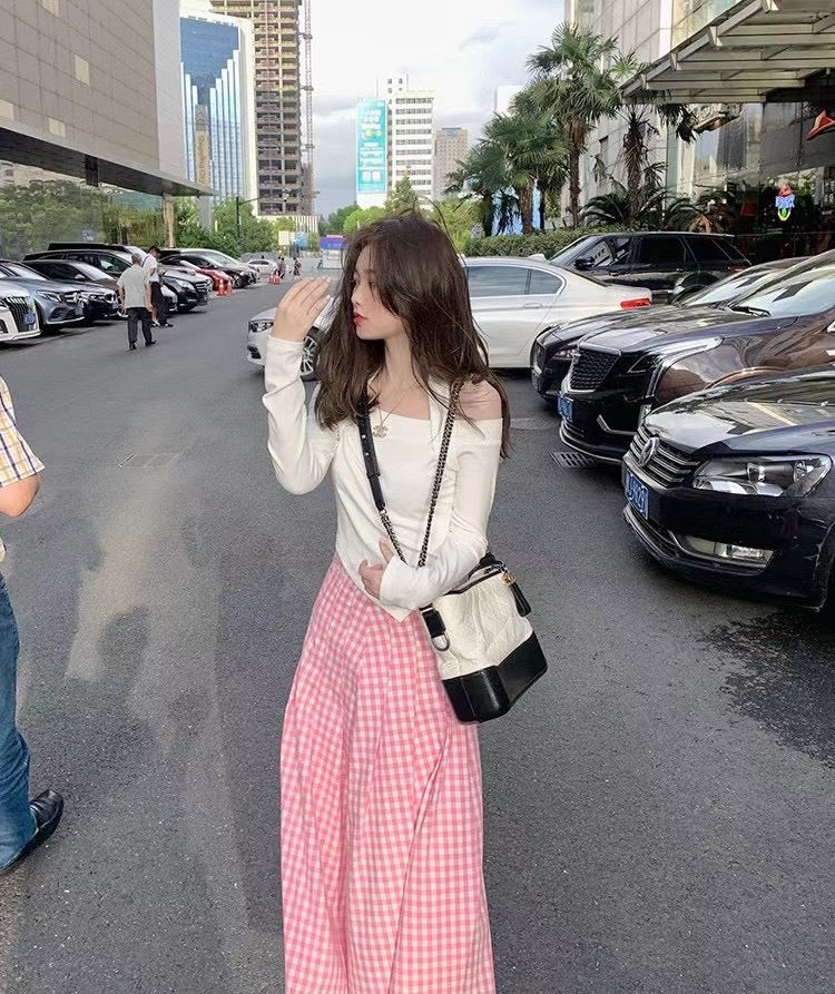 Halter Neck Ribbed Top