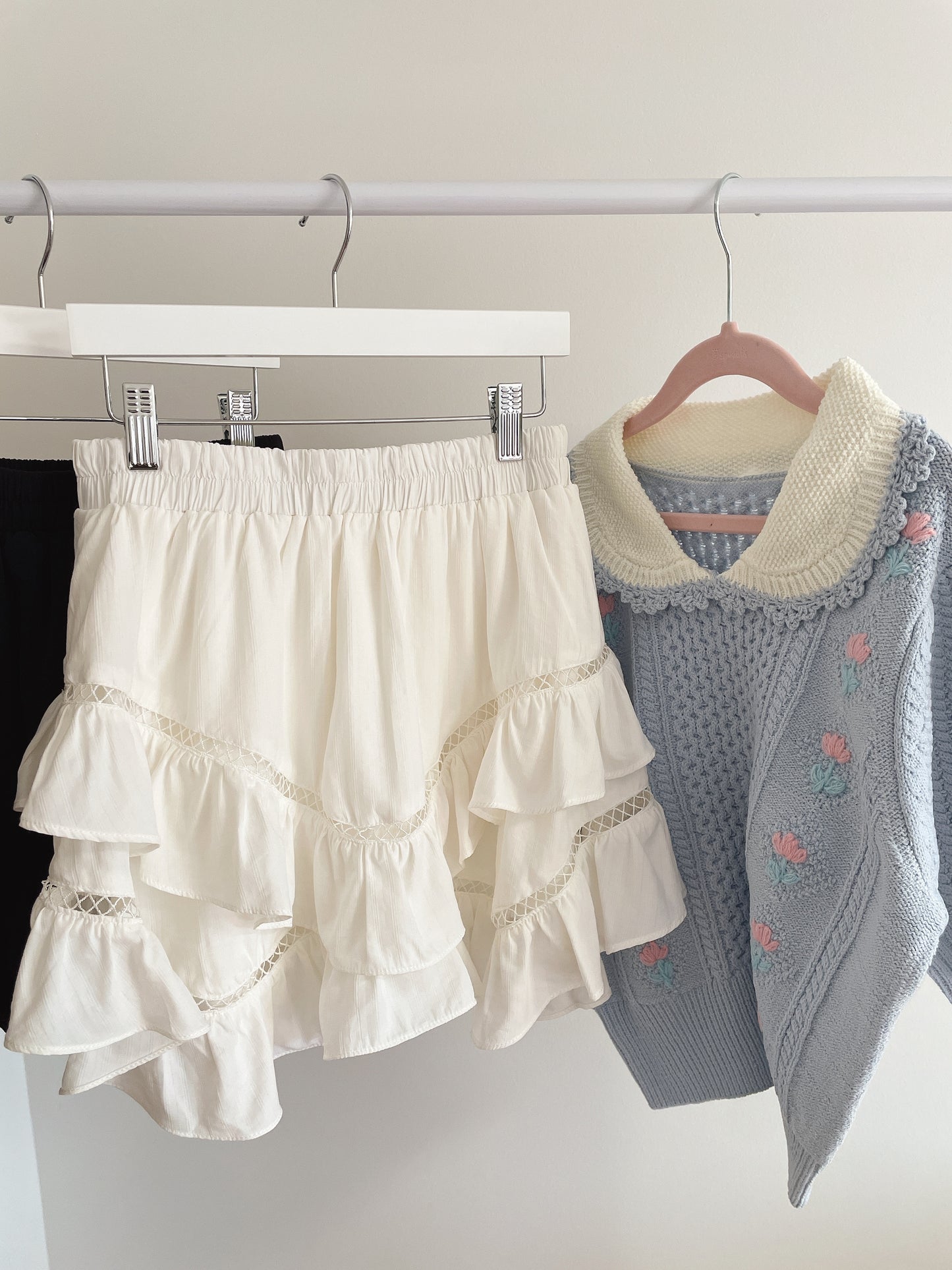 Puff Sleeves Floral Knit Top