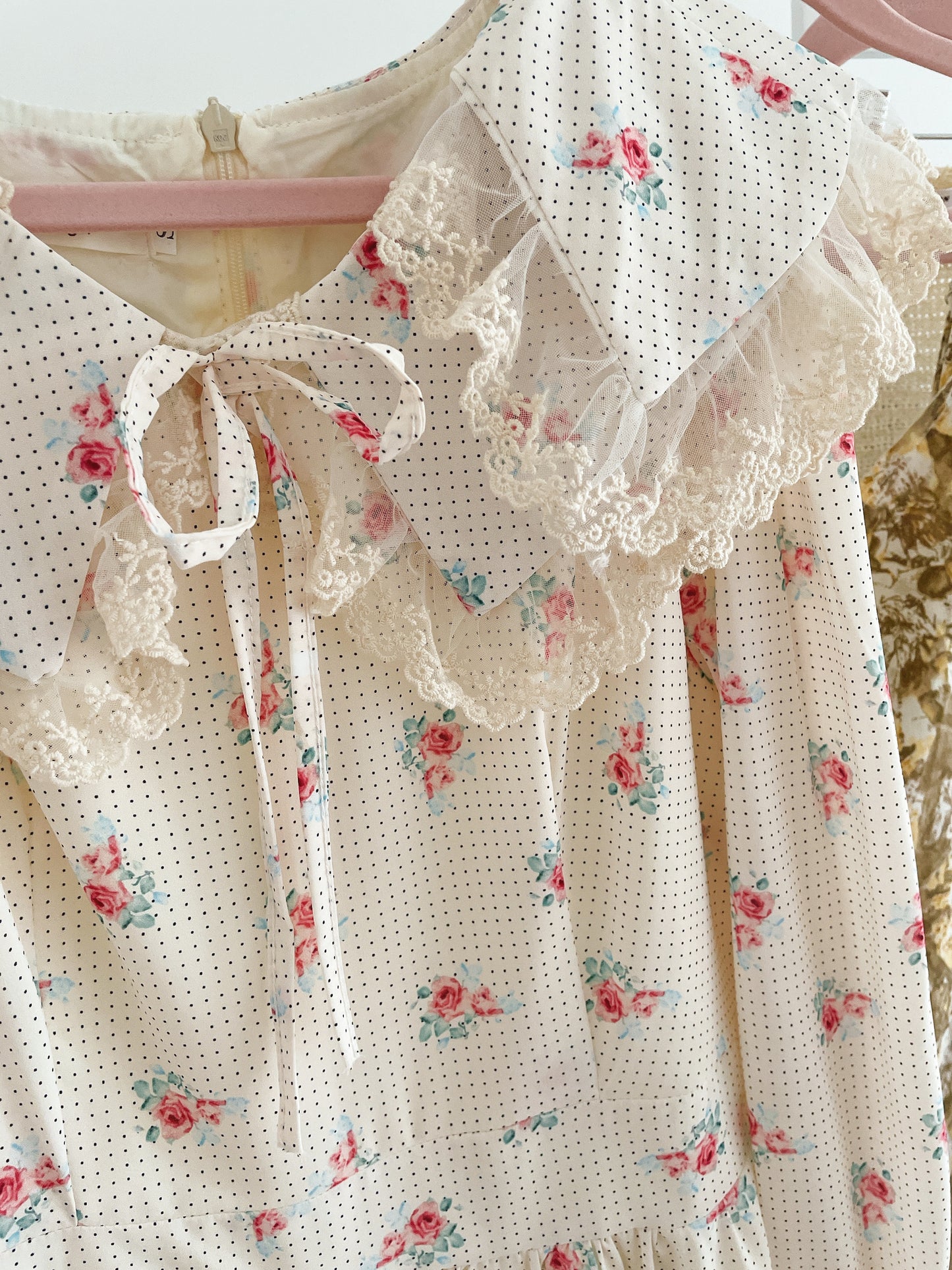 Floral Flounce Collar Dress