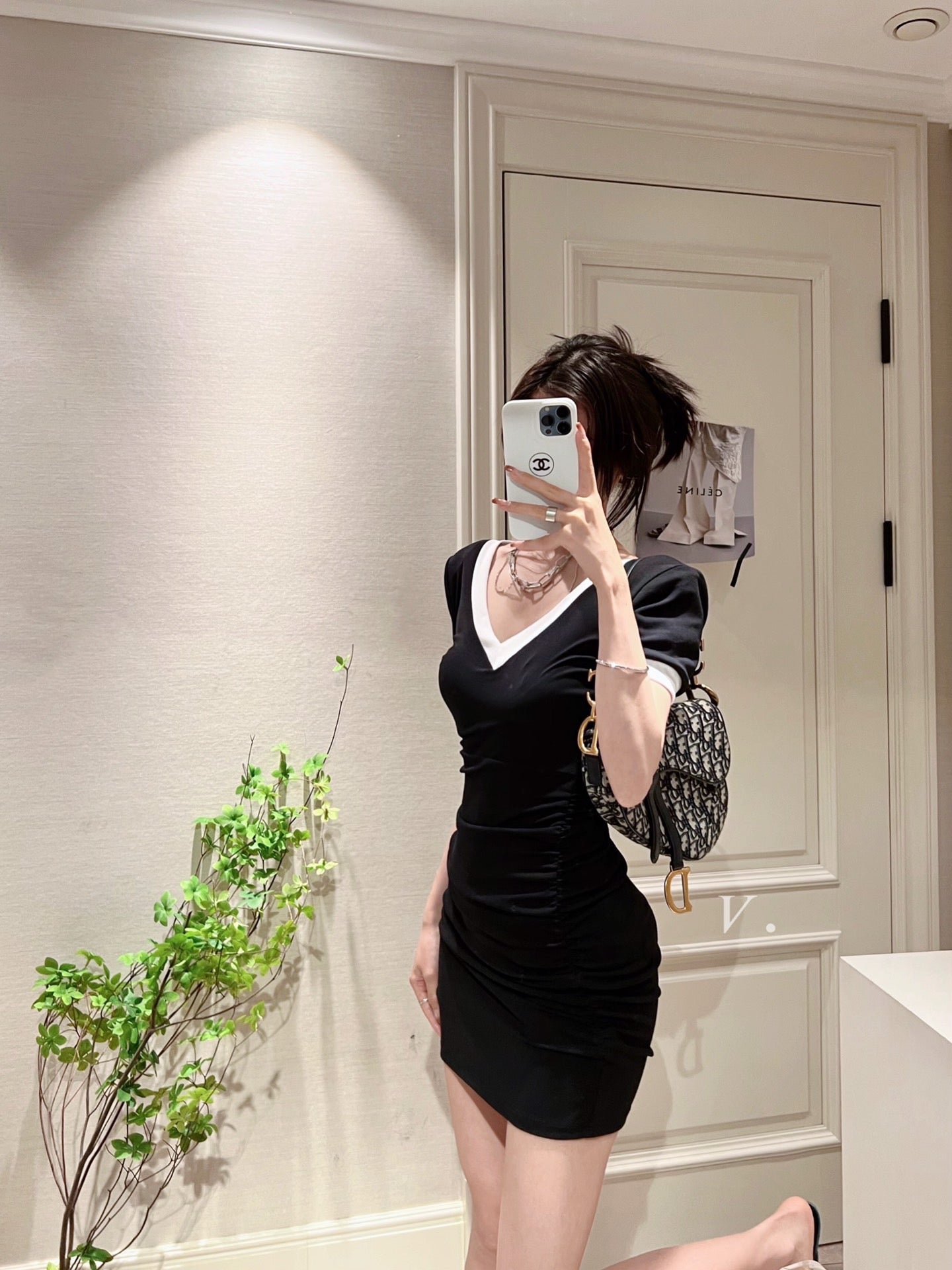 Coco V-neck Bodycon Dress