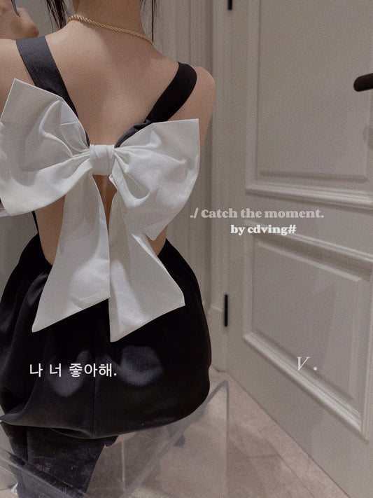 Back Large Ribbon Midi Dress