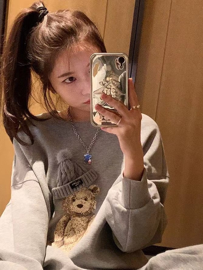 Bear with Real Hat Sweatshirt