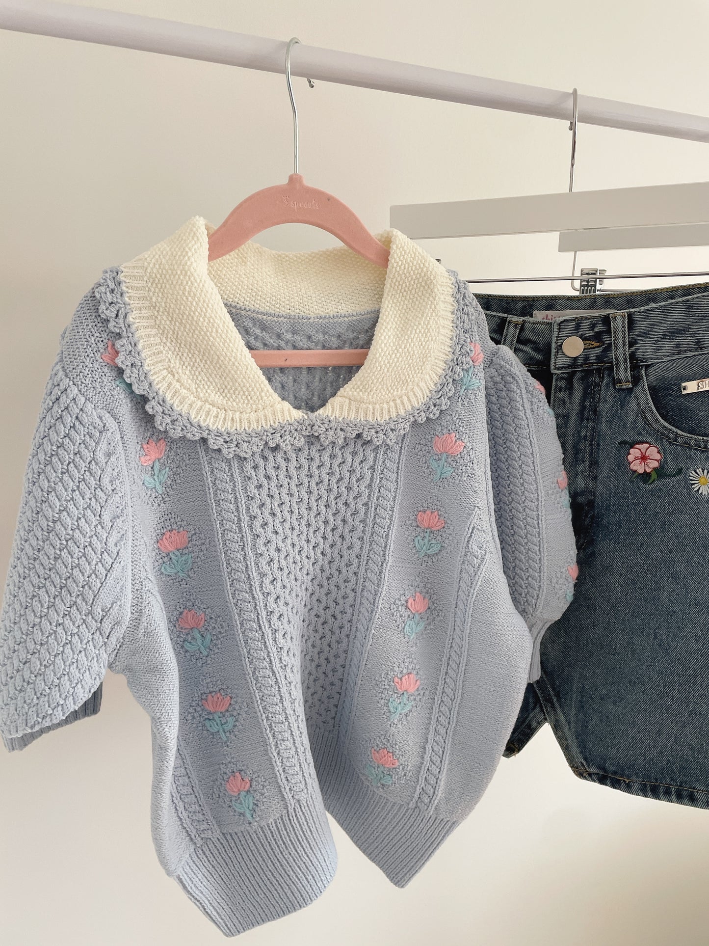 Puff Sleeves Floral Knit Top