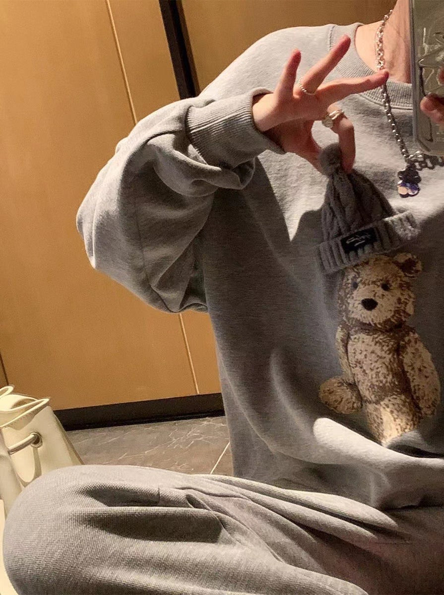 Bear with Real Hat Sweatshirt