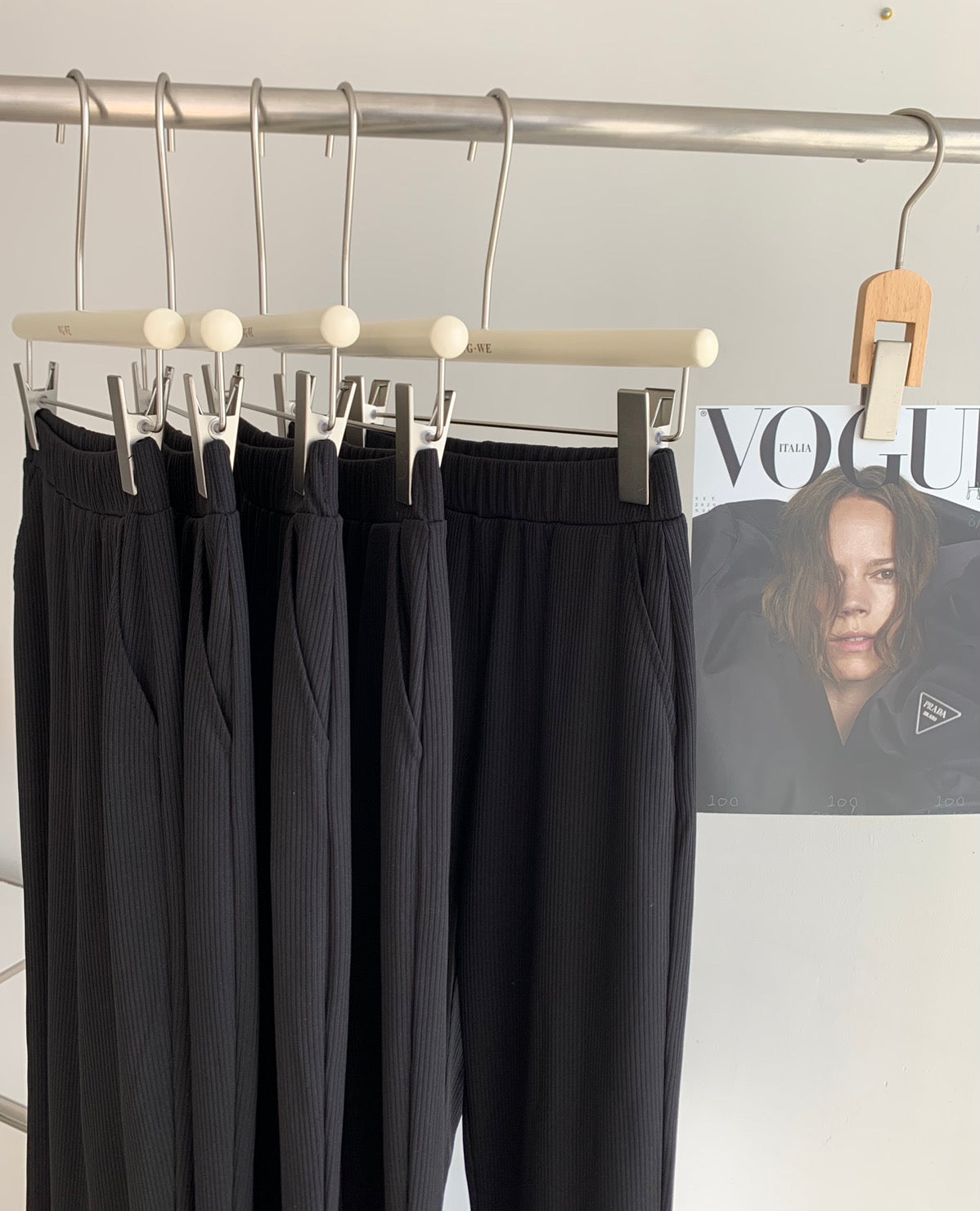 Relaxed Ribbed Flare Pants